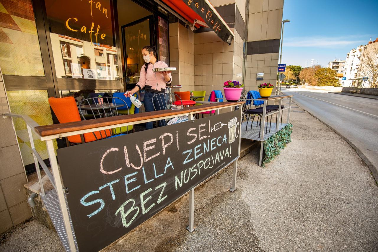 Pula: Šaljivi komentari svakodnevnice popravljaju dan prolaznicima