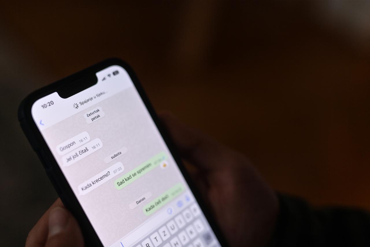 Pao je WhatsApp, korisnici ne mogu slati poruke