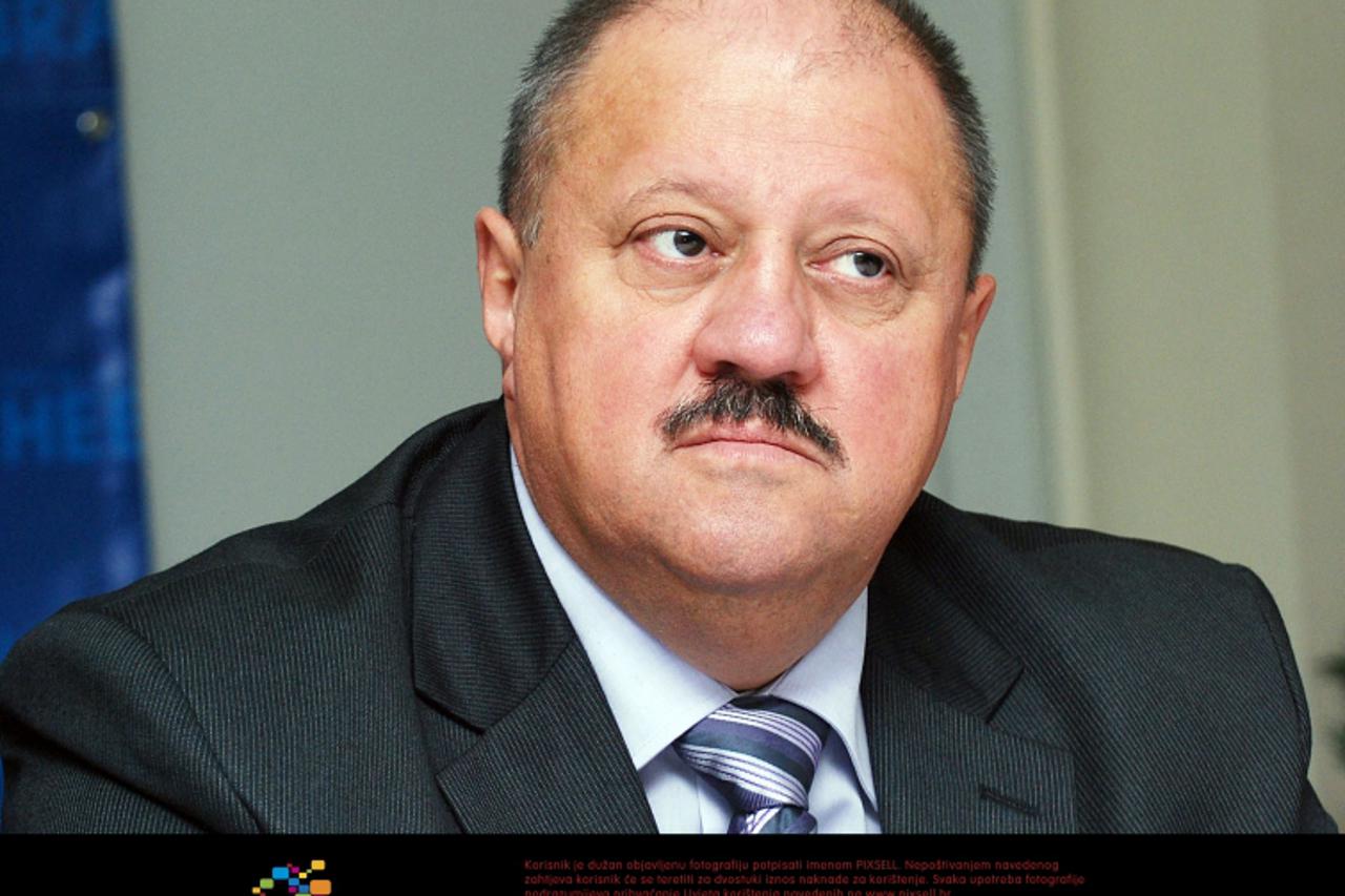 '21.12.2009., Petrinja - Zeljko Nenadic, gradonacelnik.  Photo: Nikola Cutuk/PIXSELL'