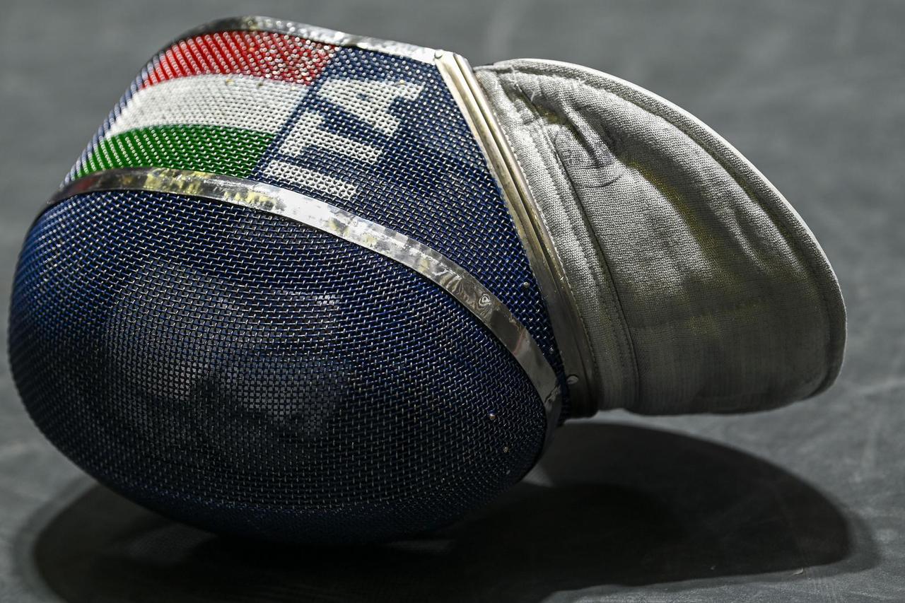 Sword match - Fencing Team World Cup