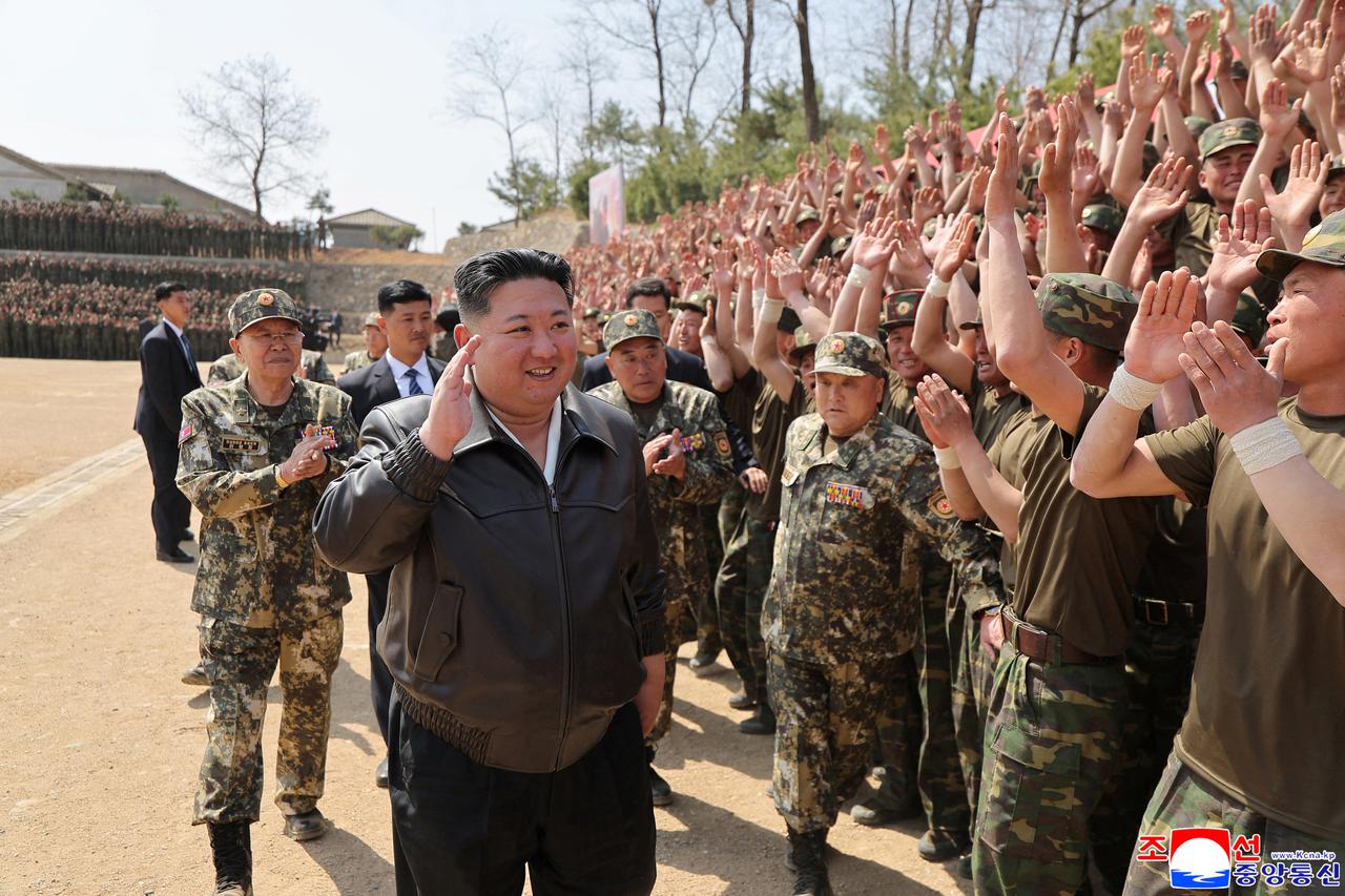 Kim Jong Un se okušao kao snajperist