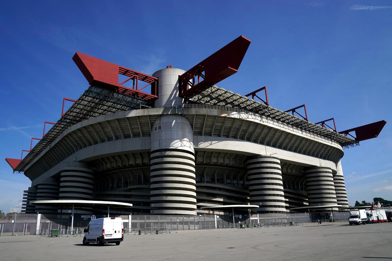 AC Milan v Newcastle United - UEFA Champions League - Group F - San Siro