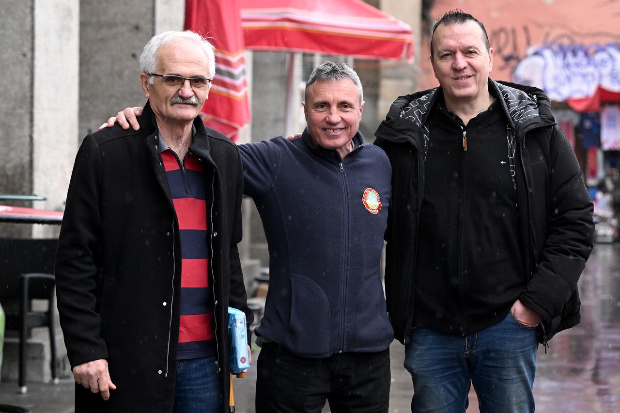 Zagreb: Tata Joška Gvardiola, Tihomir, u društvu Branka Livakovića i Jakova Petkovića