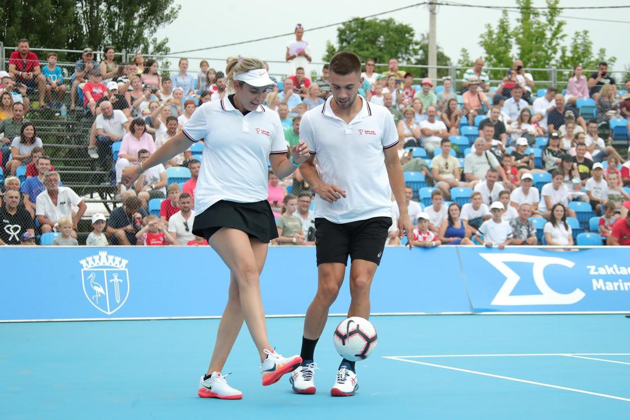 Zvijezde u Petrinji nakon tenisa zaigrale nogomet