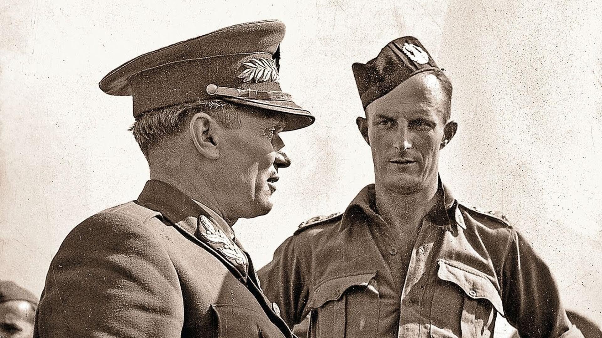 Josip Broz Tito rođen je u Kumrovcu, u Zagorju, u mješovitoj hrvatsko-slovenskoj obitelji, svibnja 1892. godine. Tijekom njegova života kao datum rođenja obilježavan je 25. svibnja, i to kao Dan mladosti. 