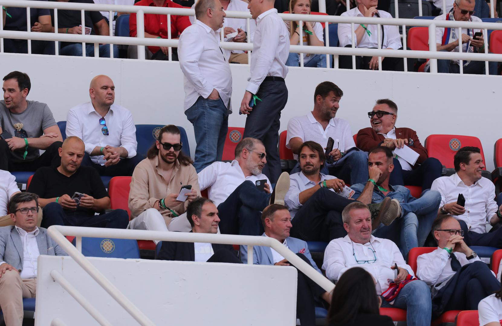 Leo je najstariji od Bilićevih petero djece i dobio ga je u braku s prvom suprugom, pravnicom Andrijanom, za koju se oženio 1993. godine, a zajedno su dobili i kćer Alanu.