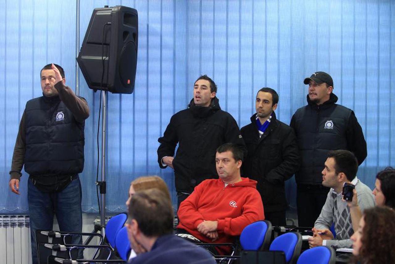 dinamo presica,  (1)