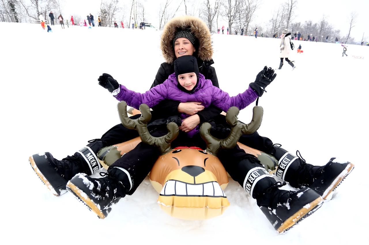 Zagreb: Sanjkanje na Cmroku