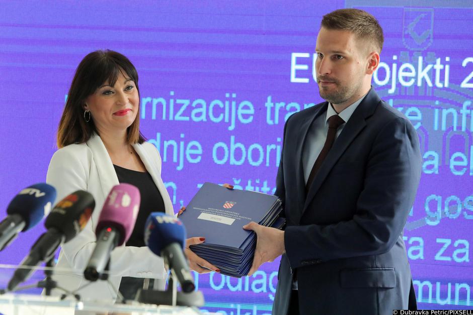Osijek: Svečano uručivanje ugovora za sufinanciranje EU projekata