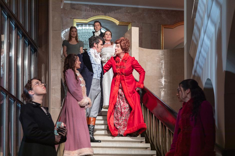 Ponos i predrasude - uvertira