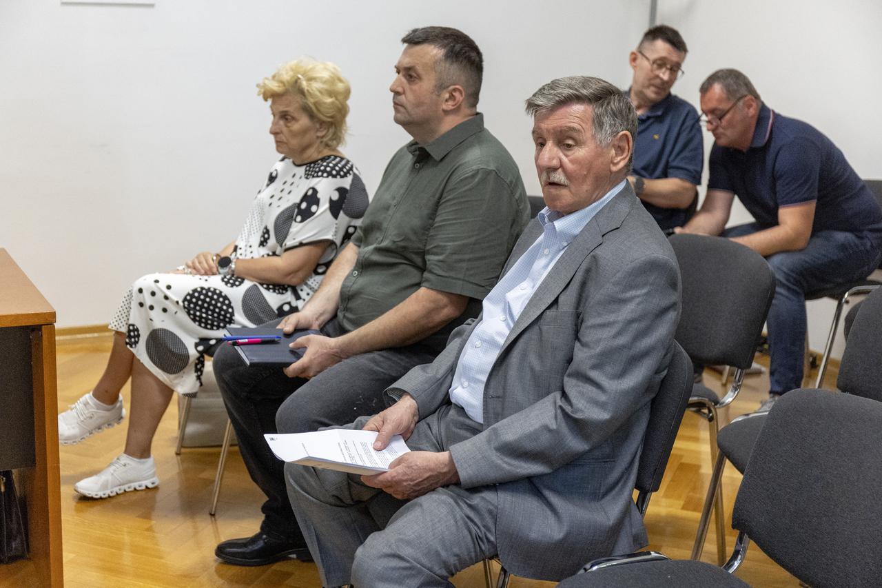 Osijek: Započinje suđenje Zvonku Bedeu za požar u tvornici Drava International