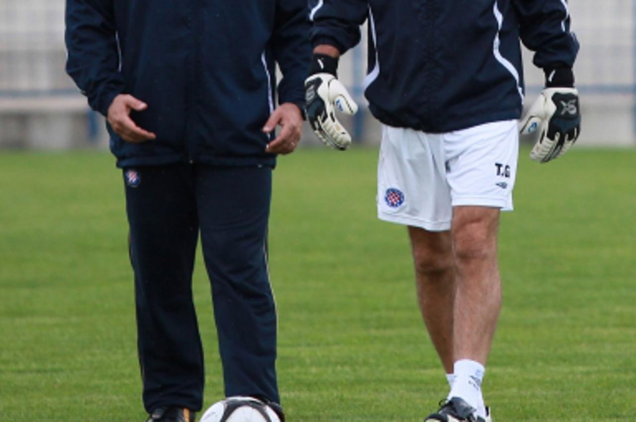 '06.10.2010., Siroki Brijeg - Nogometasi NK Hajduk odradili su vecernji trening na terenu pripremnog Kampa NK Siroki Brijeg. Tonci Gabric. Photo: Tomislav Milicevic/VLM/PIXSELL'