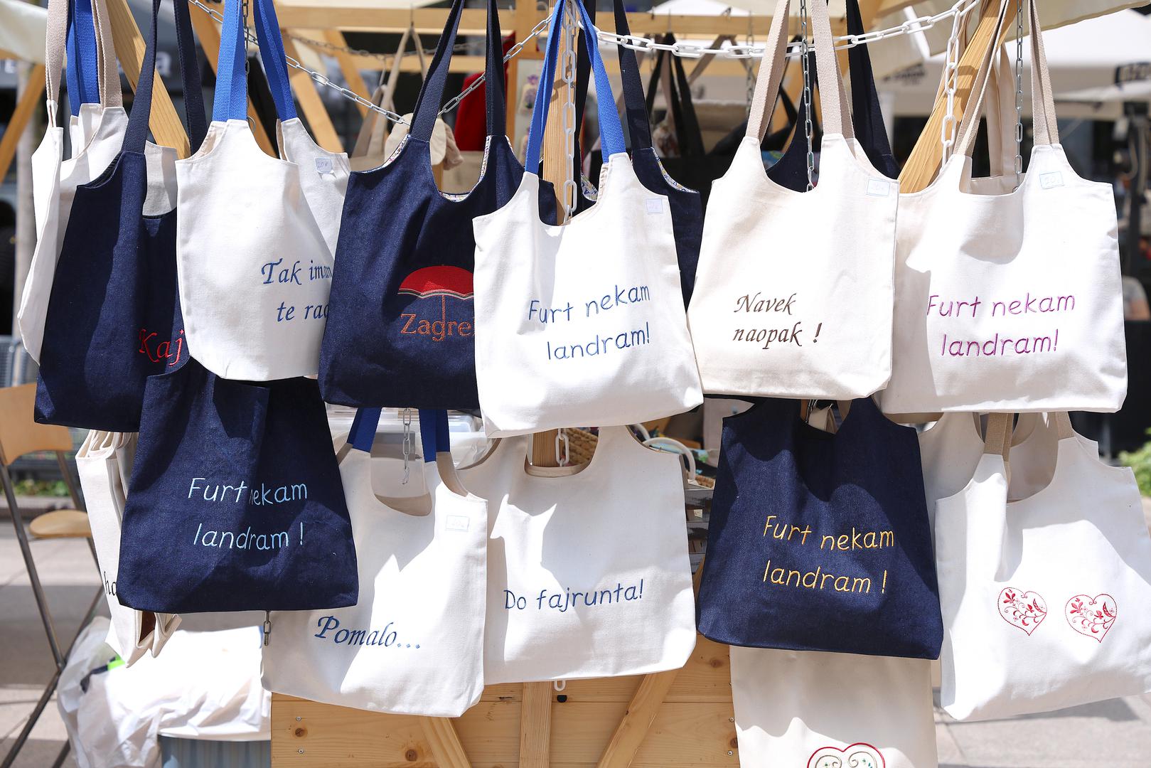 Nocturno ponovno nudi svoj steampunk nakit izrađen od zupčanika i dijelova kompjutera, ali i unikatne epoksi-drvene komade, bookmarkere, tunike i majice s motivom zagrebačke nošnje. Torbe i ruksake od lana, svile i vunenih umetaka, oslikane cvjetnim motivima predstavlja pak Angel, a tu je i Ata4art sa svojim nakitom od kože i metala za svakodnevne, ali i svečane prilike. 

