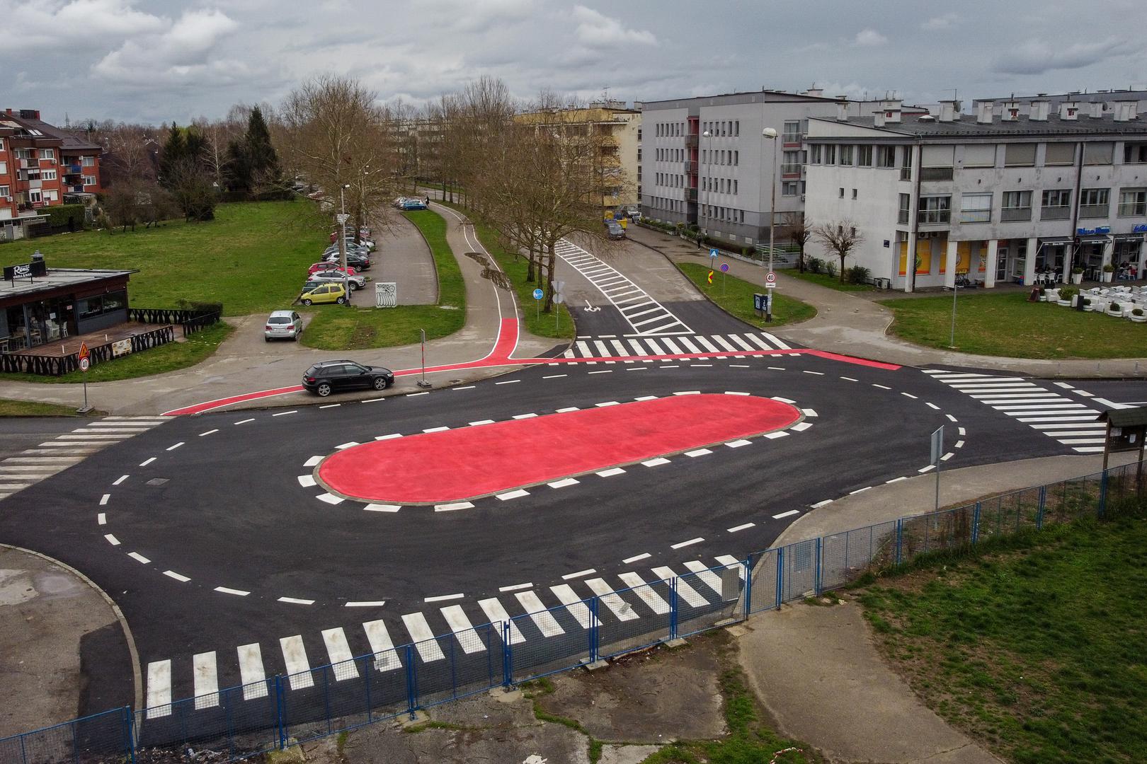 Danas su stigle slike rotora iz zraka, gdje se može vidjeti kompletan elipsasti oblik rotora. 