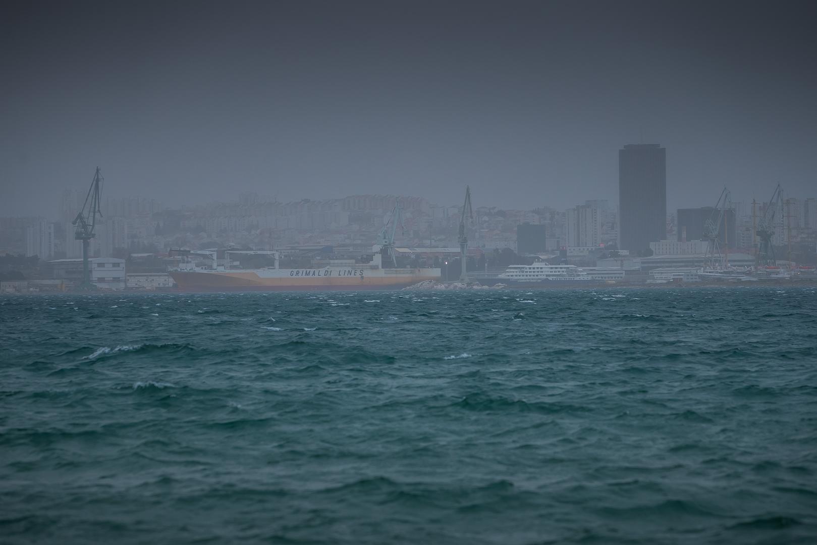 Mnogi Splićani žalili su se kako im je pijesak u zraku uzrokovao otežano disanje. 