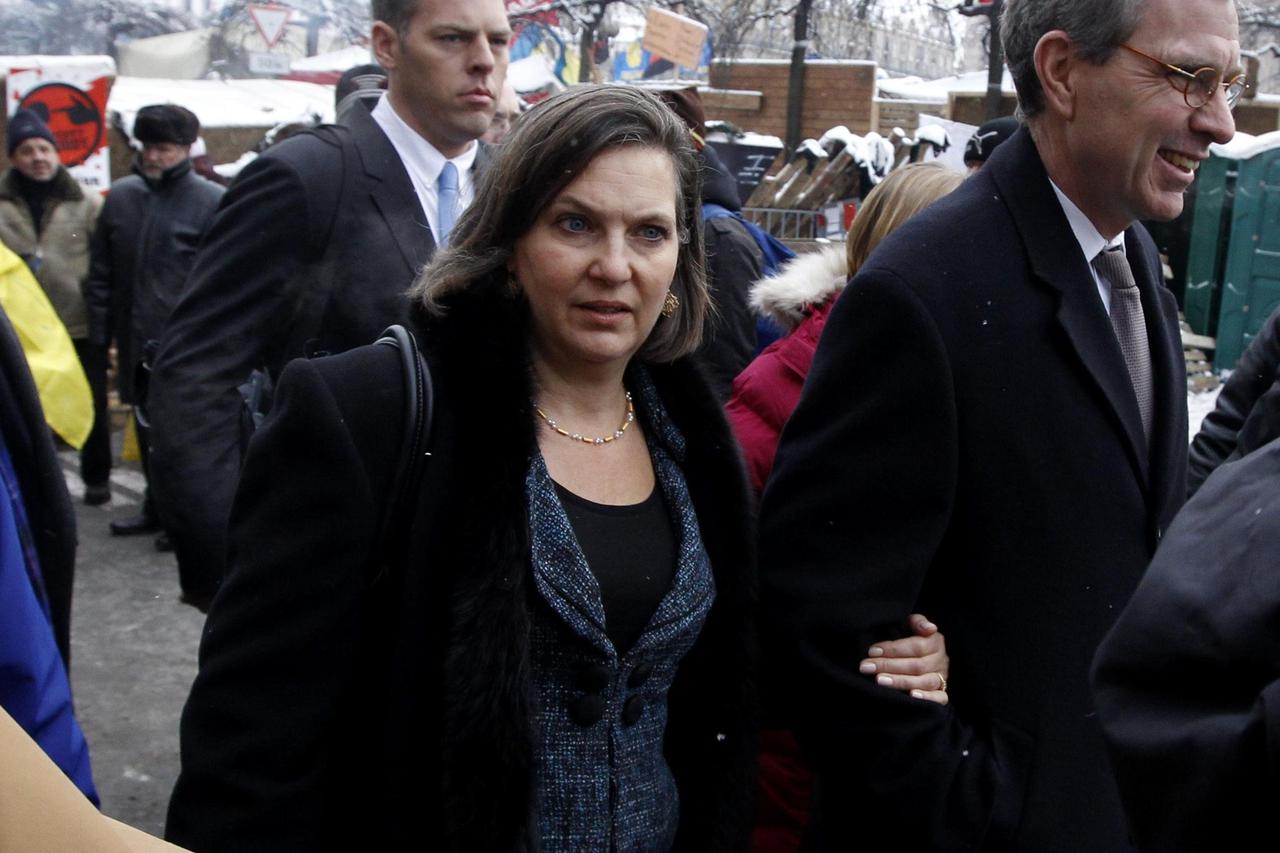 Victoria Nuland,Viktor Janukovič