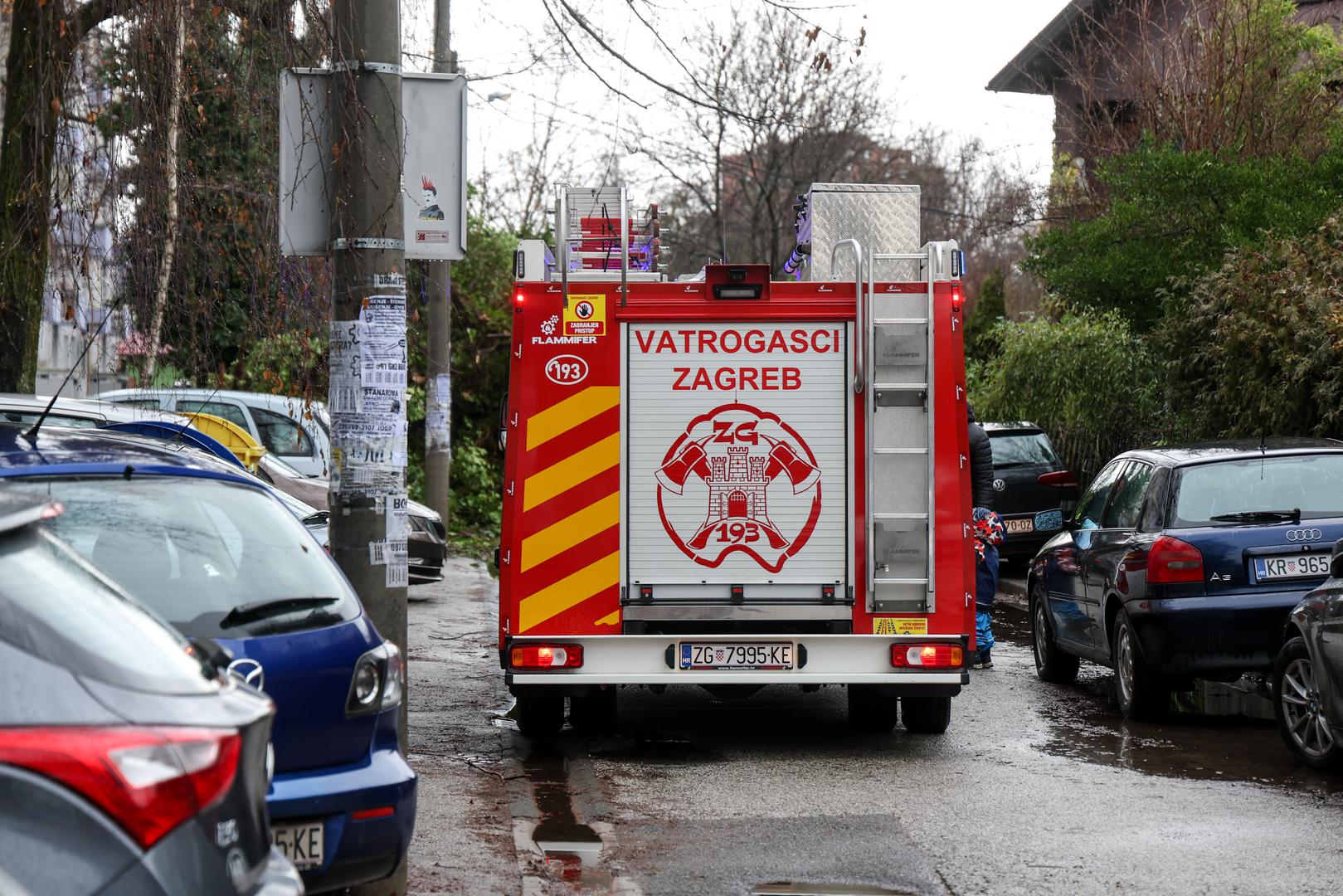Na automobilima je nastala materijalna šteta, no prema zasad dostupnim informacijama nema ozlijeđenih osoba. Nakon uklanjanja stabla očekuje se potpuna normalizacija prometa u toj zagrebačkoj ulici.
