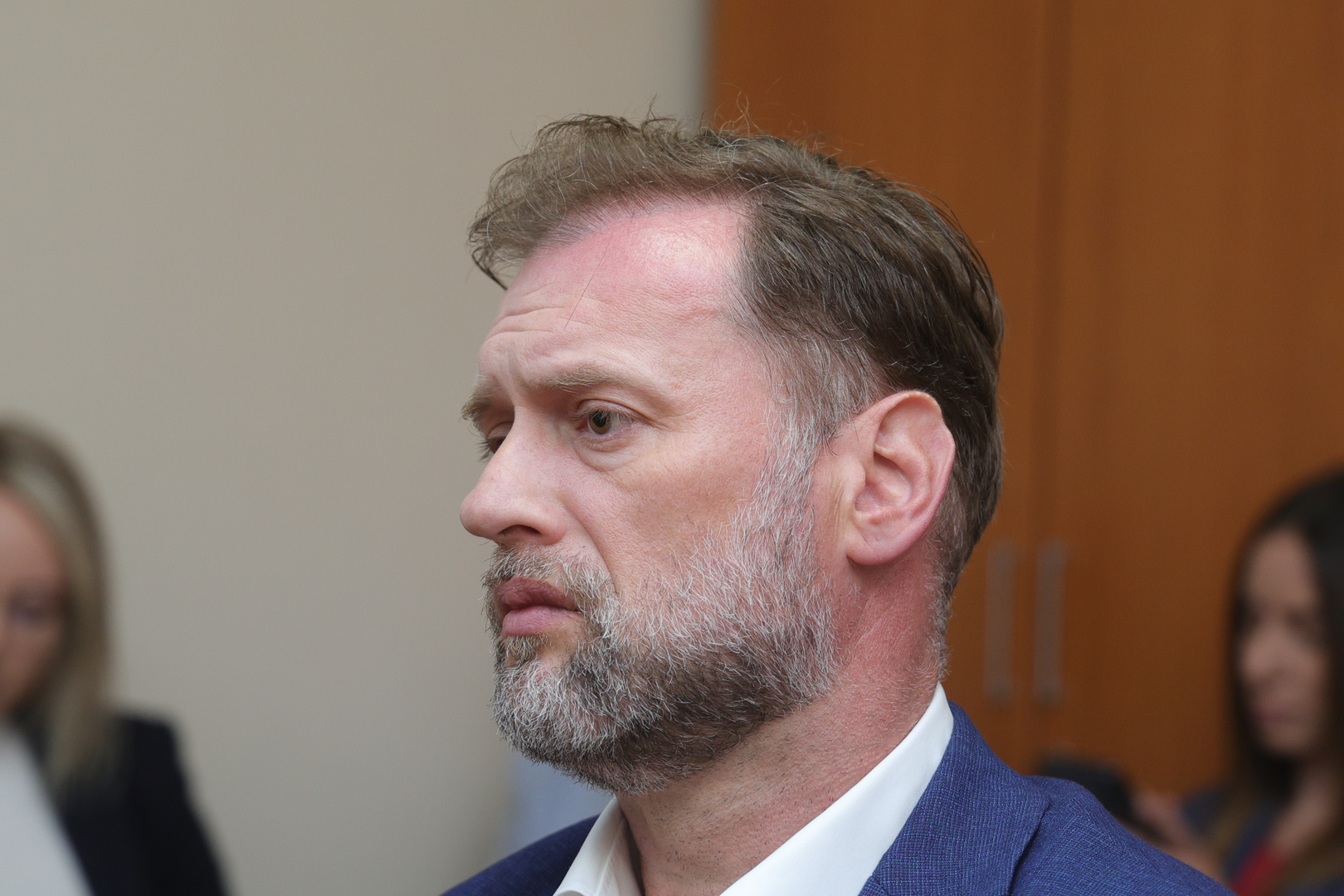 14.05.2025., Vinkovci - Zapocelo je sudjenje bivsem ministru Mariju Banozicu zbog izazivanja prometne nesrece 11. studenog 2023. godine u kojoj je na cesti izmedju Vinkovaca i Zupanje poginuo 41-godisnji otac dvoje djece. Photo: Borna jaksic/PIXSELL