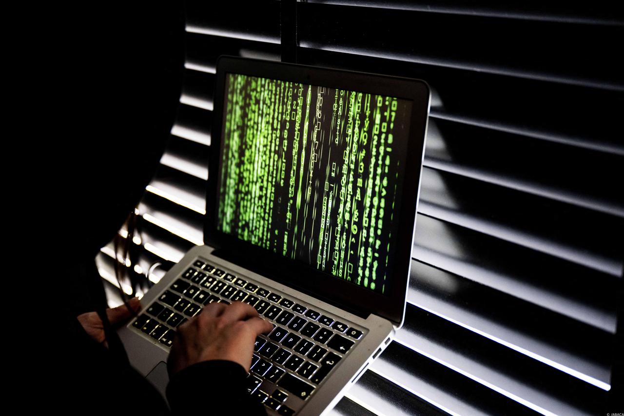 Illustration - Hacker
