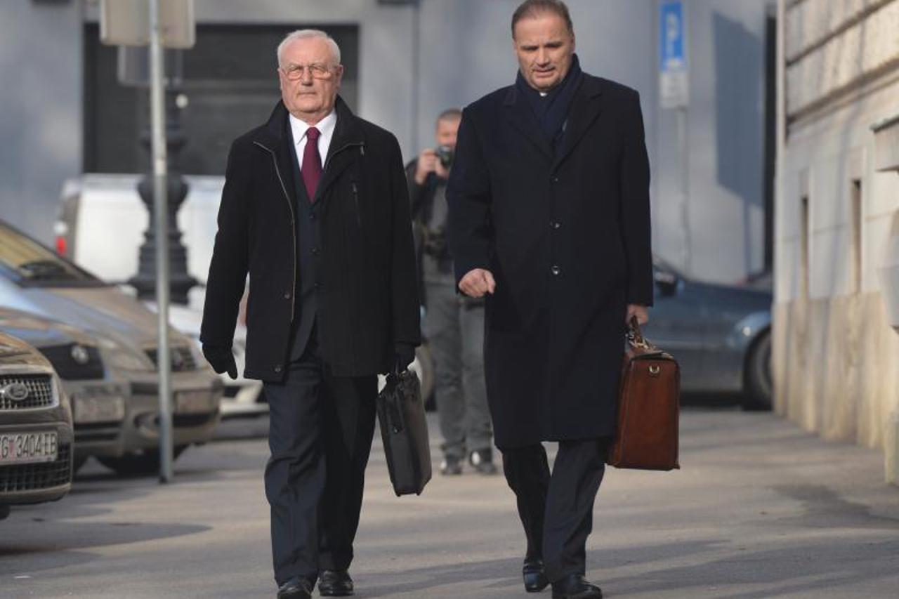 Josip Perković u pratnji odvjetnika Ante Nobila dolazi na Županijski sud