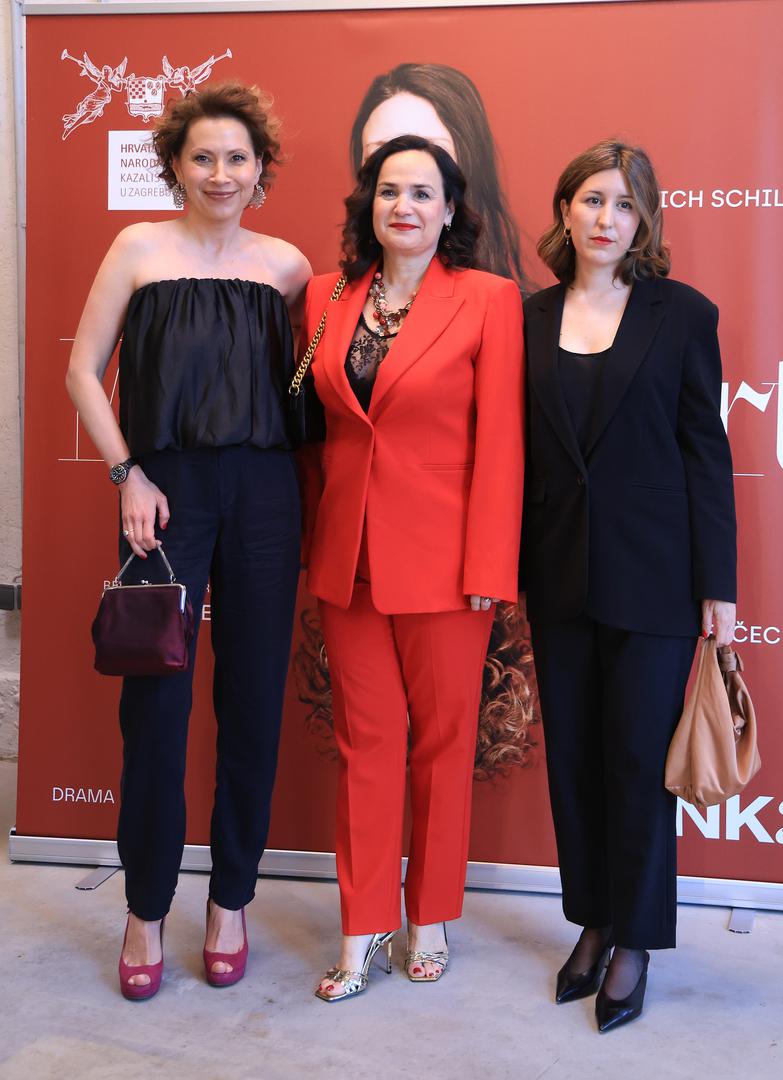 Tena Stivičić, Iva Hraste Sočo i Mirna Rustemović