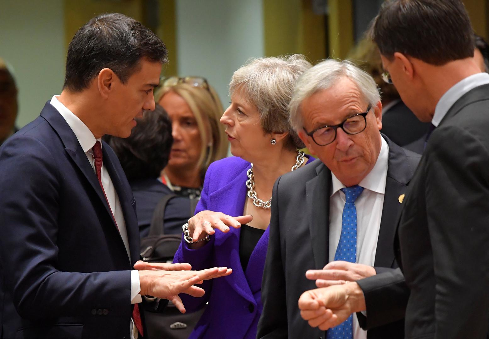 Španjolski premijer Sanchez s britanskom kolegicom May