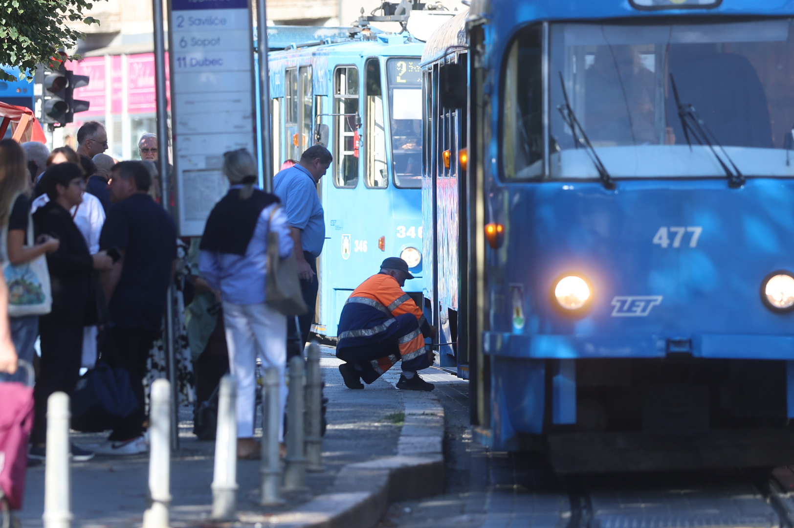 Zastoj je nakon nekog vremena razriješen. 