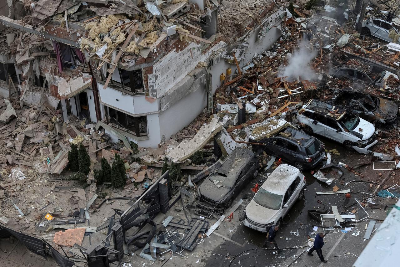 Russian missile and drone strike in Kyiv
