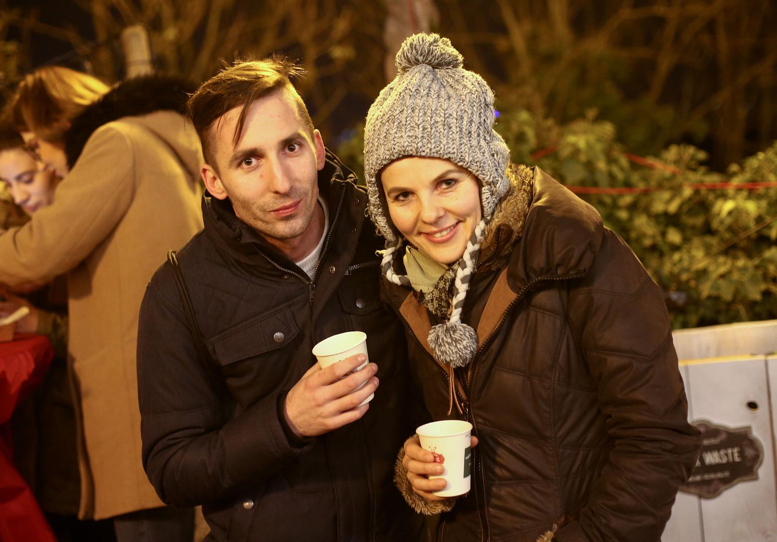 Ljiljana Čačko i Božo Bulović kušali su tulumbe u Bosanskoj kući