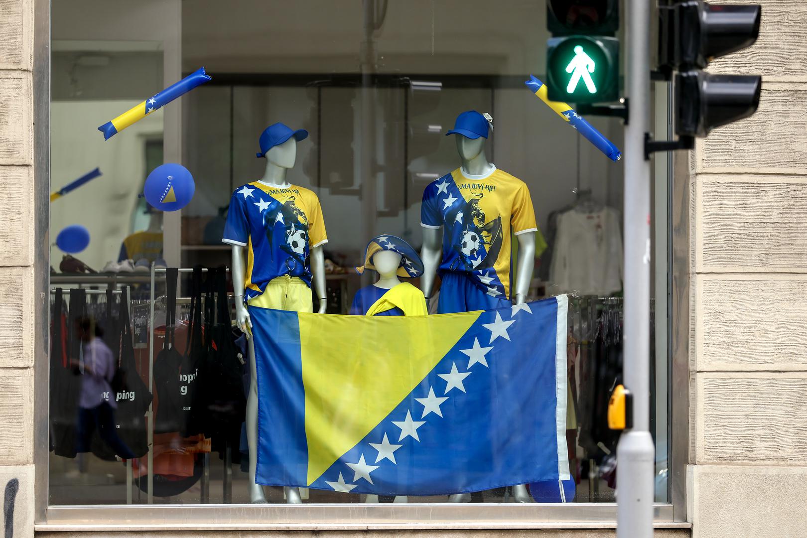 Poseban motiv imat će reprezentacija BiH, kojoj bi eventualni trijumf donio prvi povijesni plasman u nokaut-fazu velikog natjecanja.