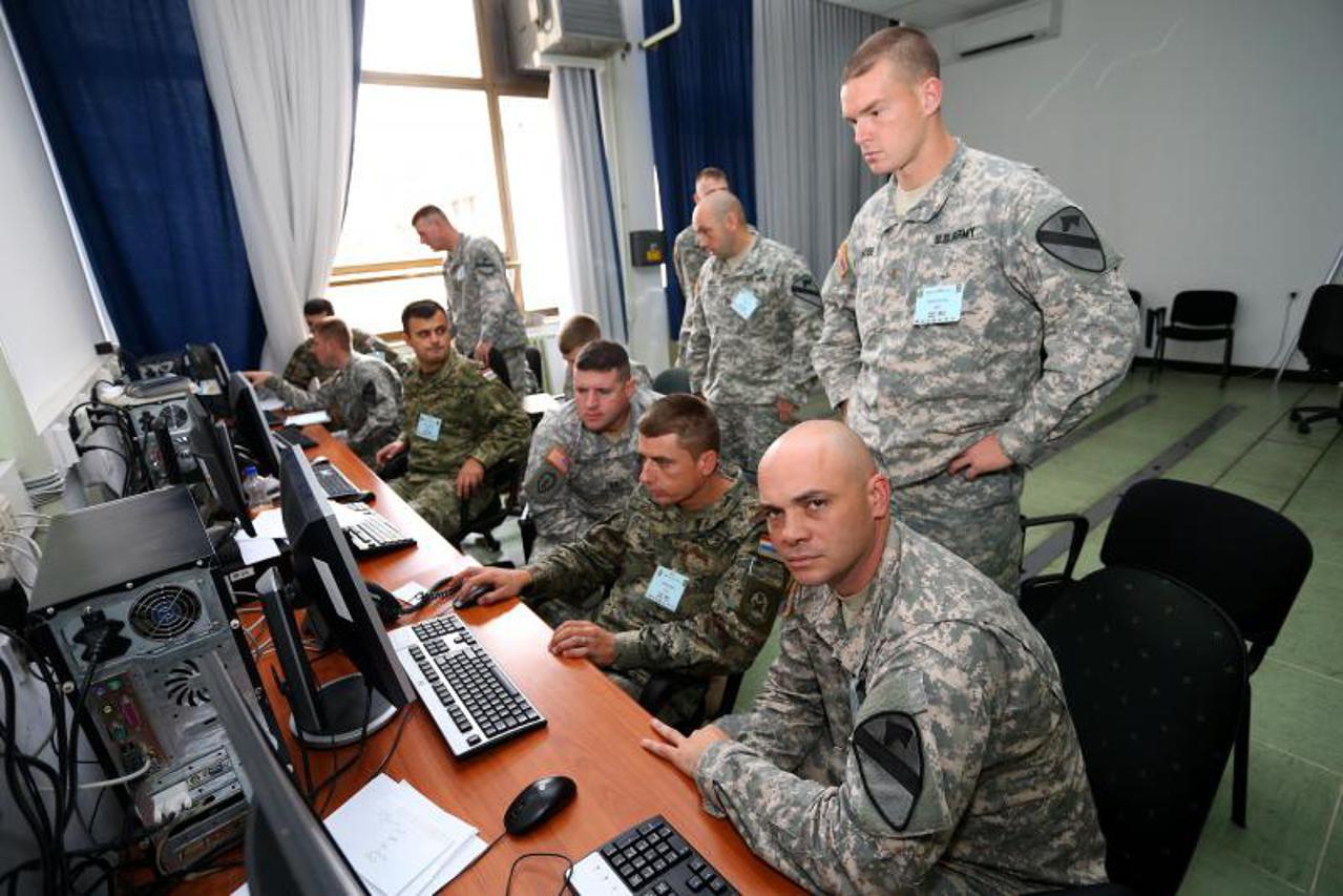 Dan uvaženih gostiju međunarodne vojne vježbe,portal (1)