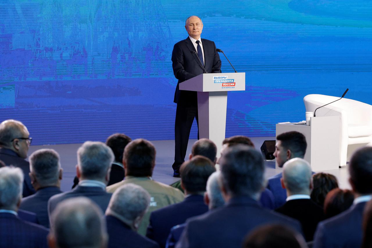 Russian President Vladimir Putin meets with his confidants for the 2024 election in Moscow