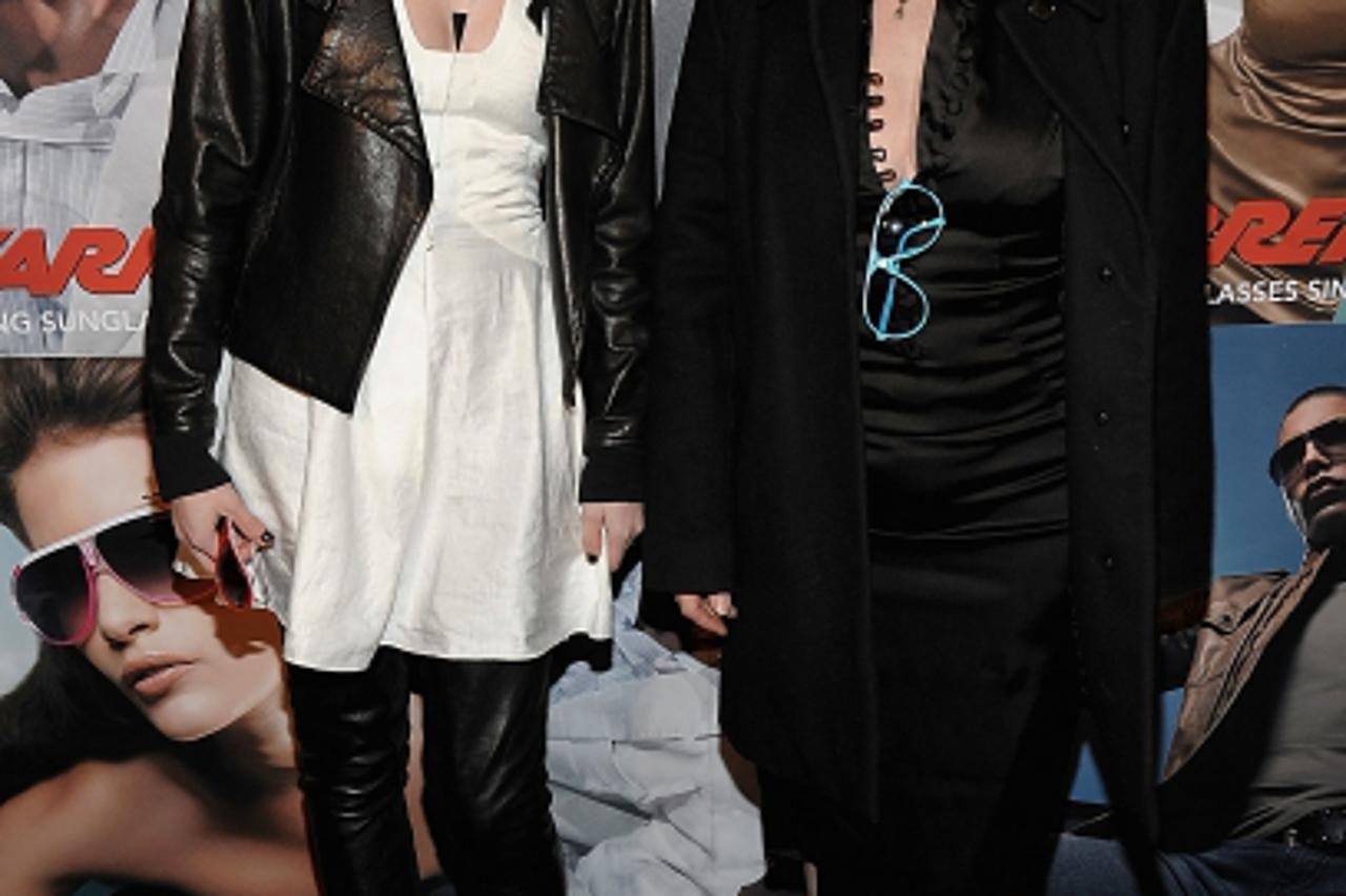 'NEW YORK - MARCH 13:  Taylor Momsen and Debbie Harry attend the launch of Carrera Vintage Sunglasses at Angel Orensanz Foundation on March 13, 2009 in New York City.  (Photo by Jamie McCarthy/WireIma
