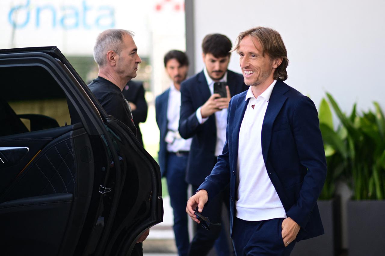 Luka Modric arrives in Milan
