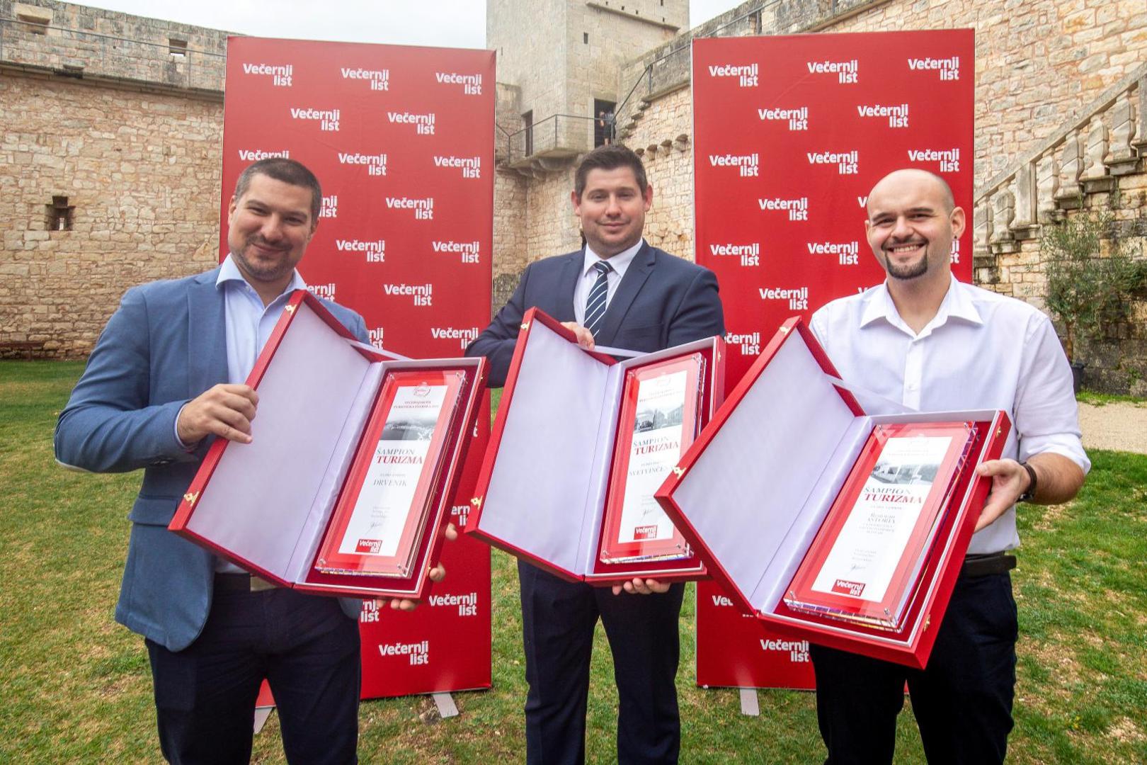 17.09.2021., Svetvincenat - U kasteli Morosini Grimani odrzano je svecano proglasenje i dodjela nagrade pobjedniku Vecernjakove turisticke patrole. Photo: Srecko Niketic/PIXSELL