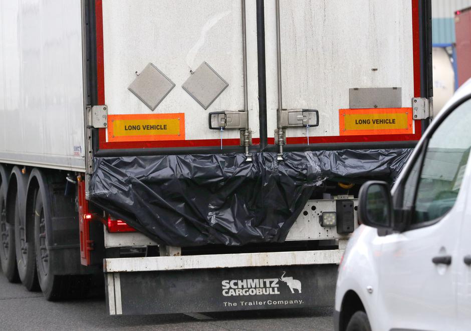 Migranti pronađeni mrtvi u kamionu