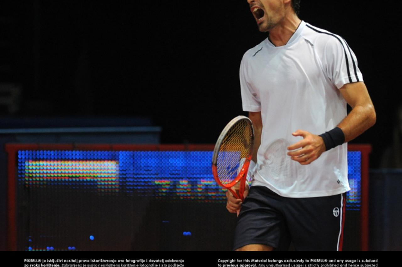 '06.02.2013., Dom sportova, Zagreb - ATP teniski turnir PBZ Zagreb Indoors 2013. Ivan Dodig (CRO) - Benjamin Becker (GER). Photo: Daniel Kasap/PIXSELL'