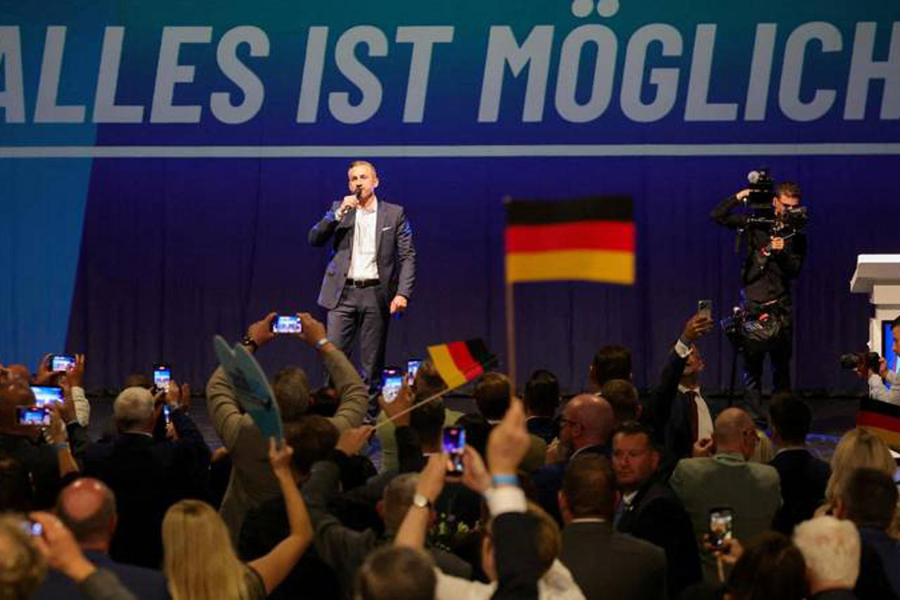 Feed/24Sata/2026-37/2026-09-11T104915Z-1134448416-Rc2Udnaxnn7C-Rtrmadp-3-Germany-Election-Saxony-Anhalt-Coalition.Jpg