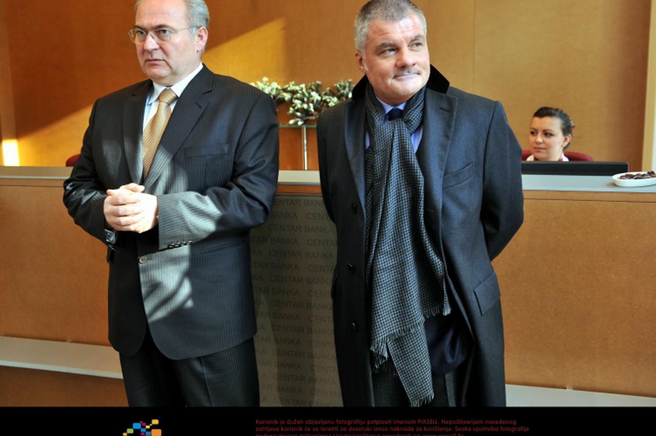 '20.12.2011., Zagreb - U poslovnici Centar banke odrzana je press konferencija. Predsjednik uprave Ivo Markotic i vlasnik Dragutin Biondic.  Photo: Marko Lukunic/PIXSELL'