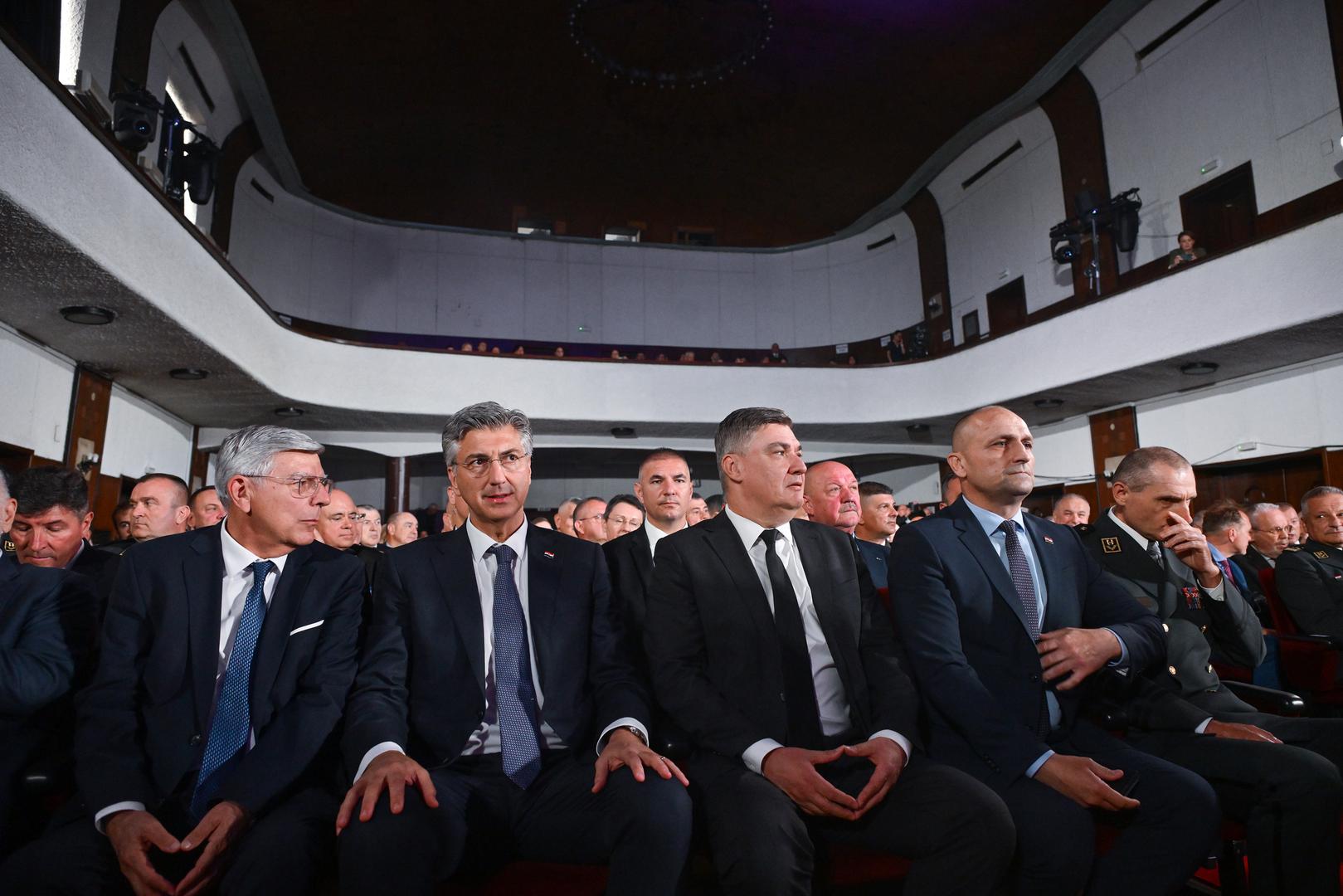 Na svečanoj akademiji povodom Dana Oružanih snaga RH istaknuta je važnost daljnjeg jačanja i modernizacije Hrvatske vojske, uz poruke o povećanju ulaganja u obrambeni sustav i vojnu industriju.

