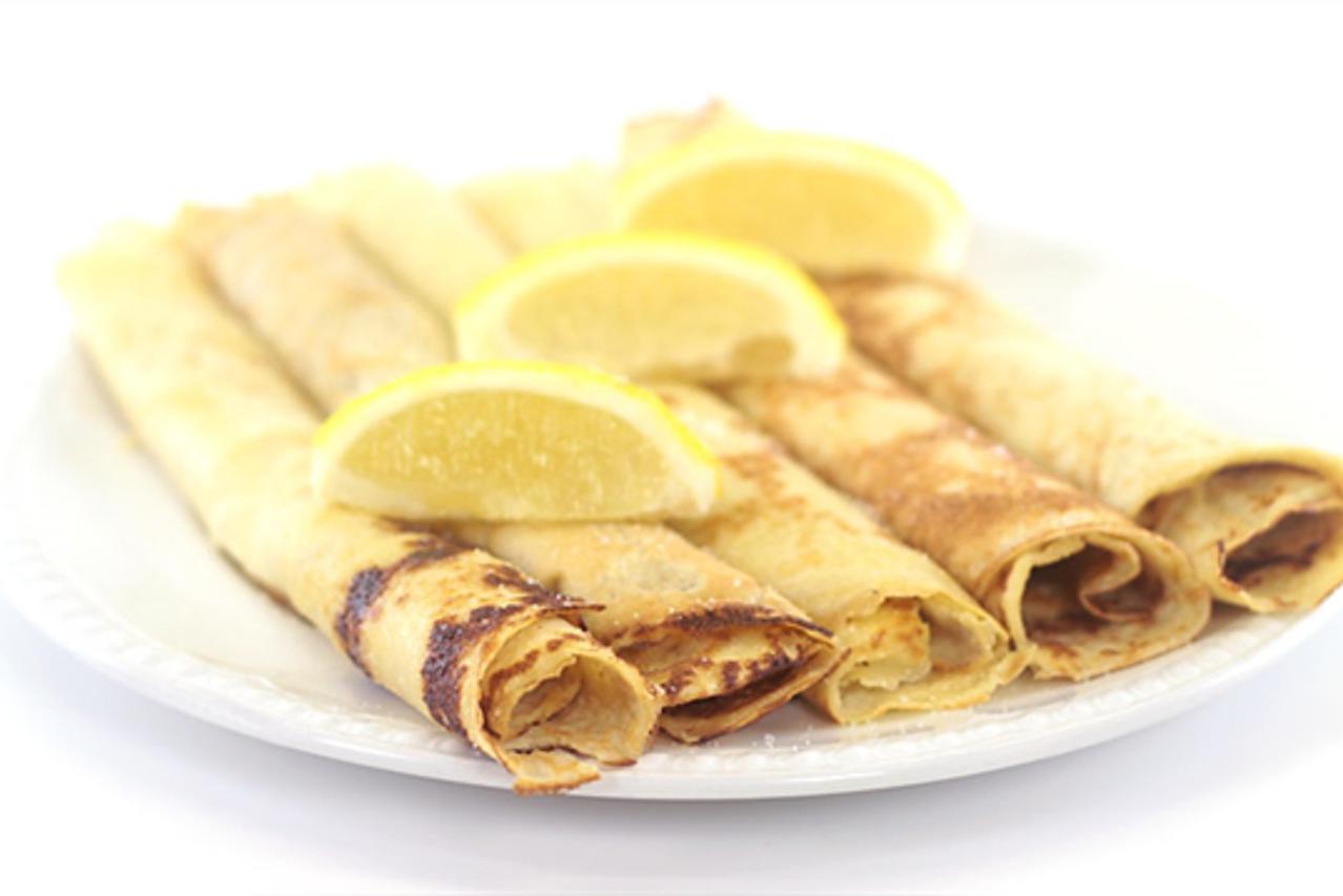 Блины по английски. Crêpe Salty. Salty Pancake. Английский букв блины.