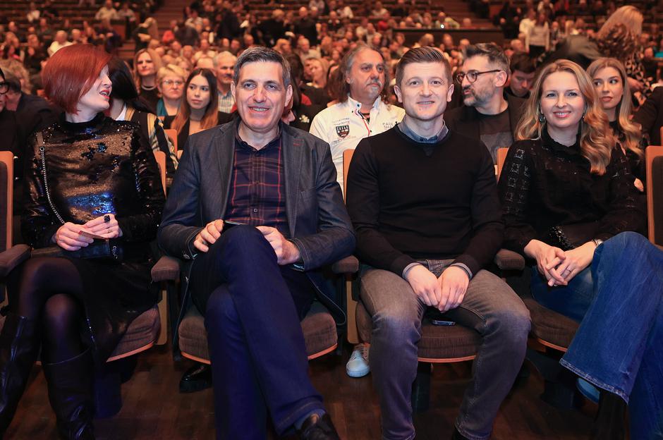 Zagreb: Poznati na rođendanskom koncertu Teške industrije