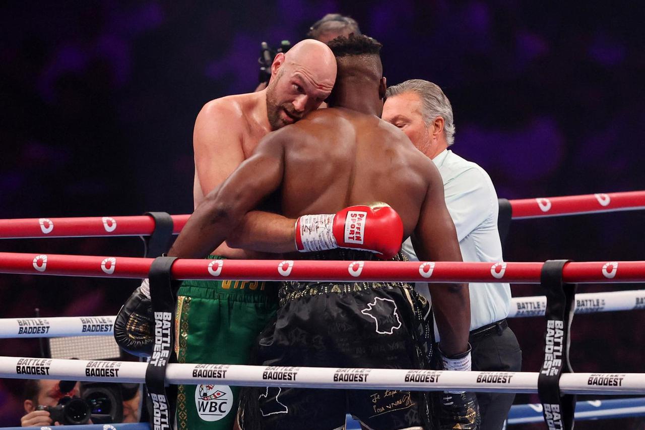 Tyson Fury v Francis Ngannou