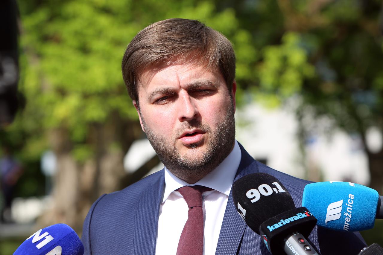 Karlovac: Andrej Plenković sudjelovao na sjednici Županijskog odbora Karlovačke županije