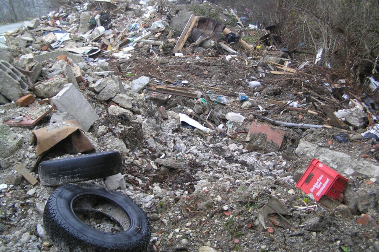 'nekadasnje odlagaliste otpada Mrazovec'