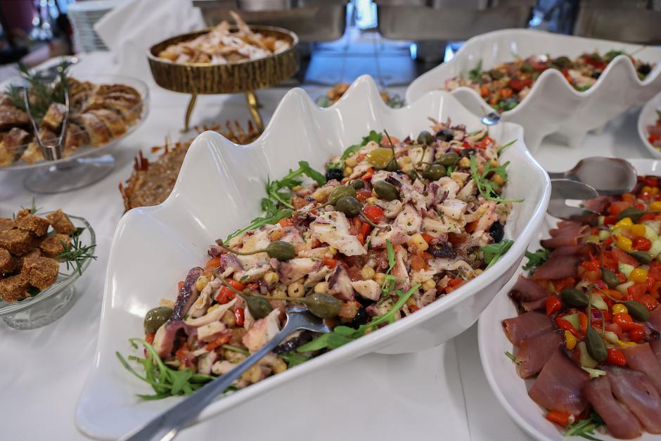 Split: Paljenje prve svijeće na Gastro adventu