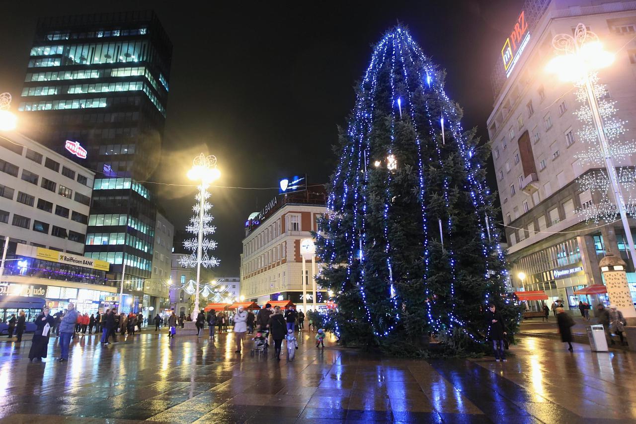 zagreb Trg bana Jelačića