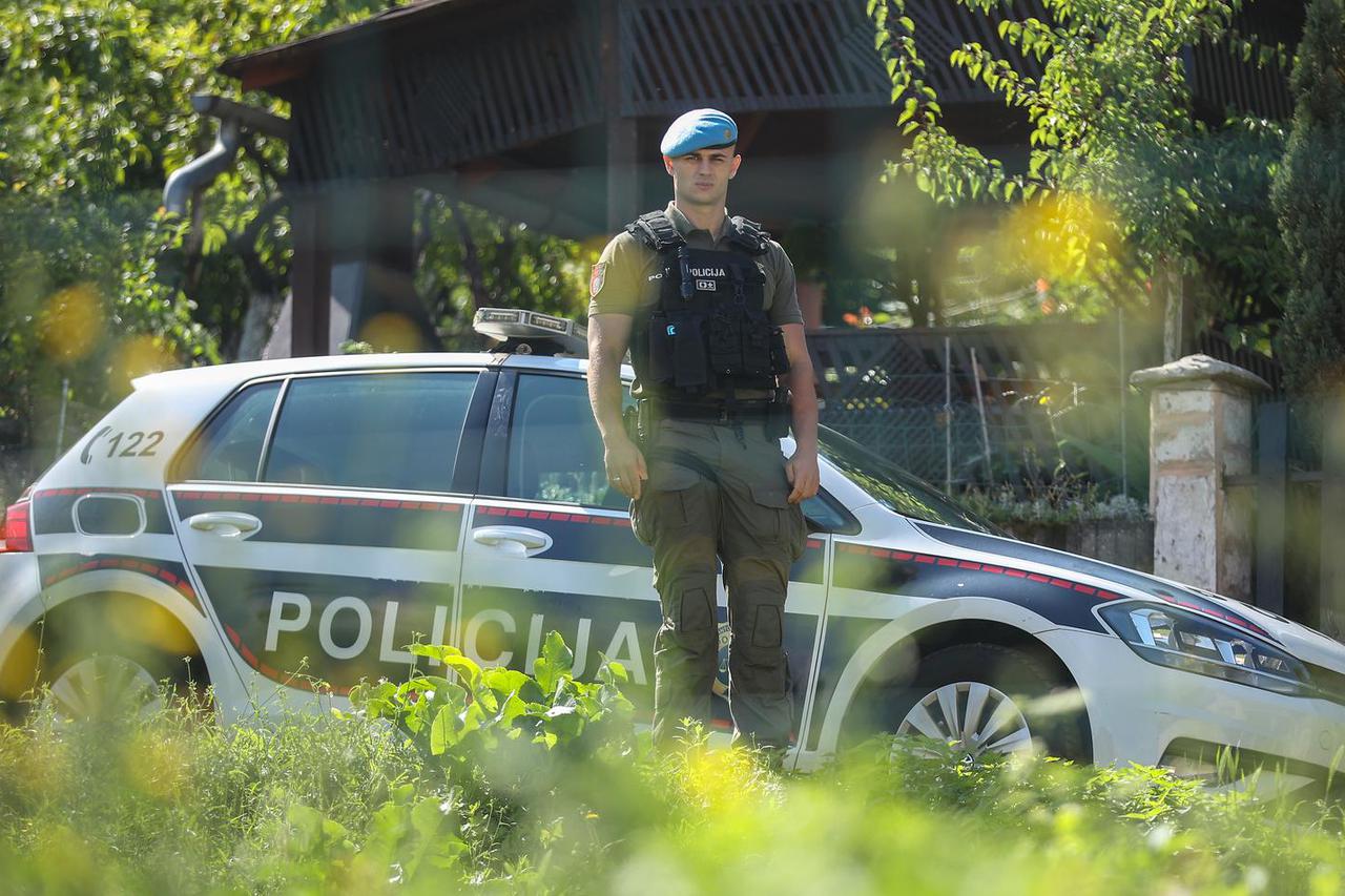 Sarajevo: Policijski očevid u kući gdje su pronađena tri tijela