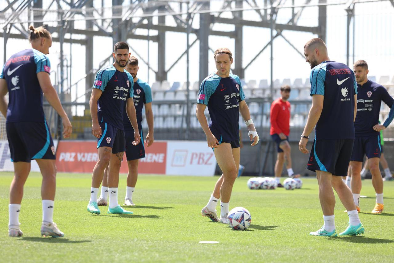 Rijeka: Hrvatski nogometaši odradili zadnji trening uoči odlaska u Nizozemsku