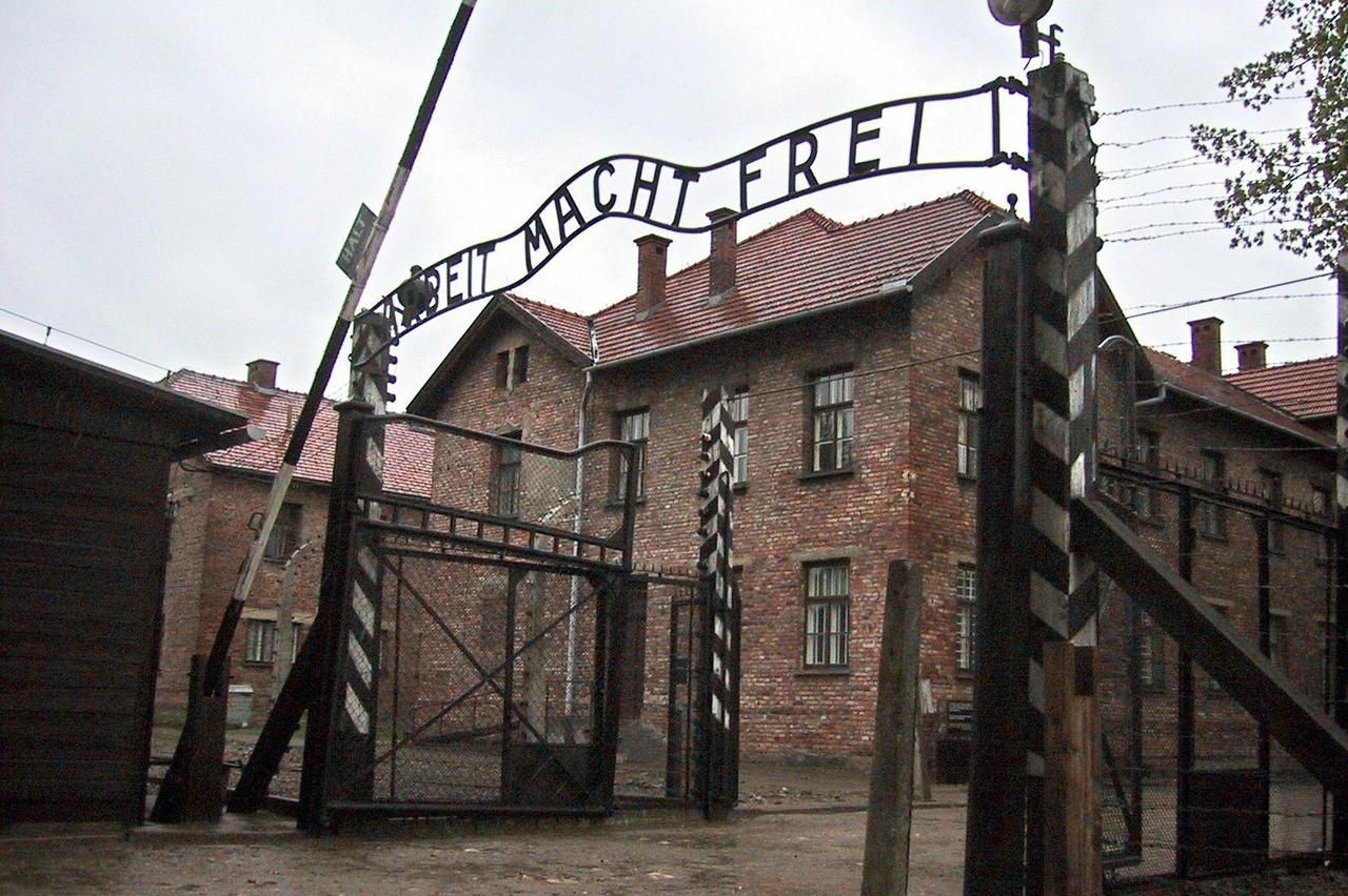 Auschwitz